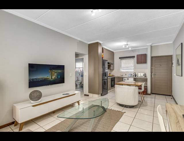 1 BEDROOM APARTMENT FOR SALE IN PAULSHOF